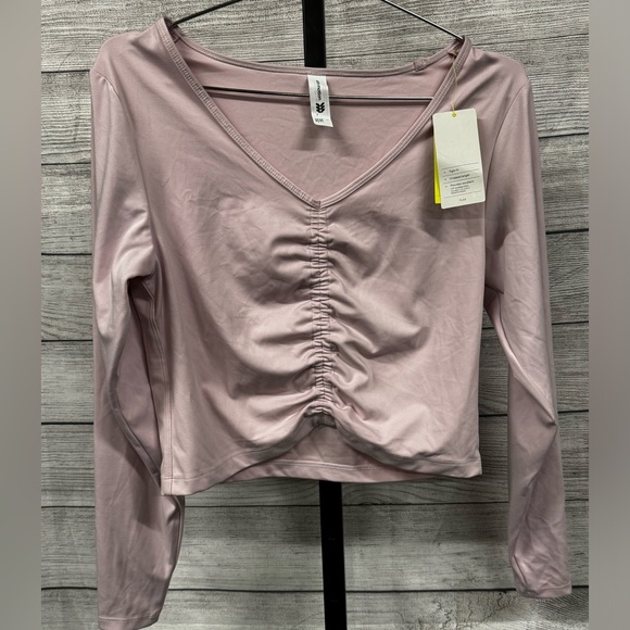 all in motion Tops - All In Motion Flex Too
